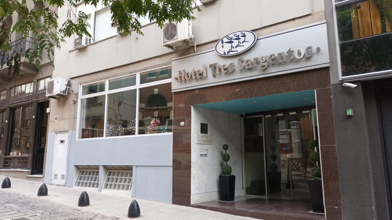 Hotel Tres Sargentos — Photos 1